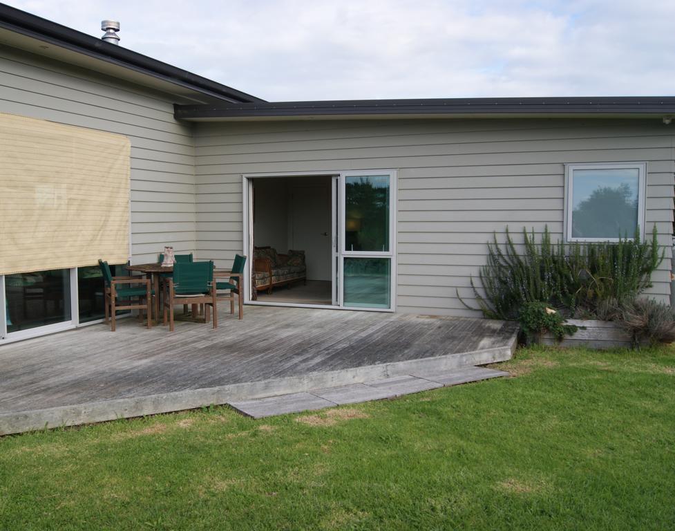 Waihi Beach Getaway-Studio, Ensuite & Private Deck Exteriör bild